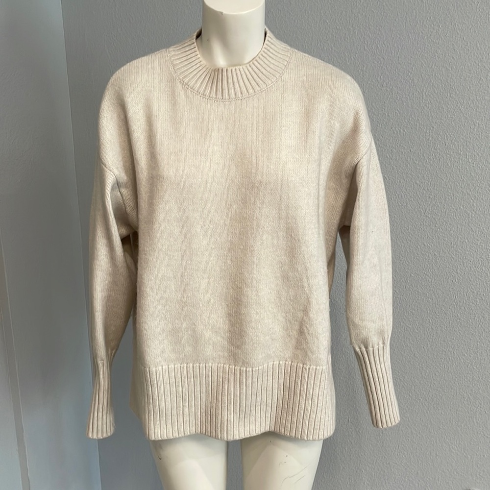 H&M Beige Sweater